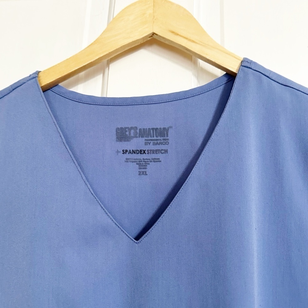 Grey’s Anatomy Blue Scrub Top Sz 2XL - Picture 3 of 4